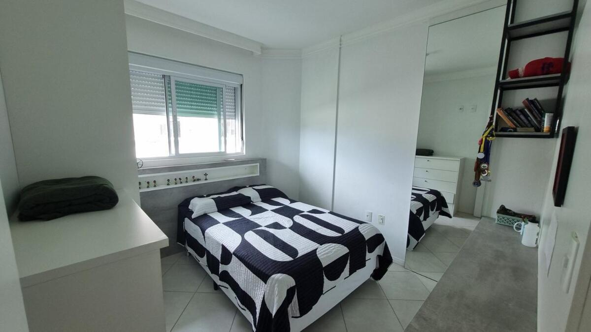 Apartamento Cobertura A 100m Da Beira Da E Proximo Ao Centro Florianopolis